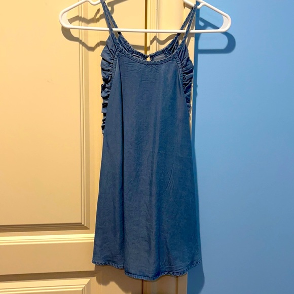 Soft blue tank top - Picture 1 of 3